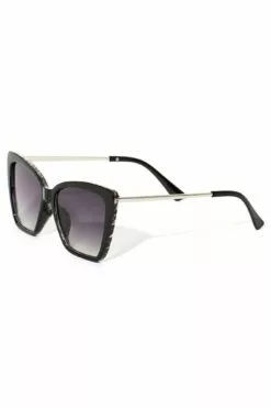 Fashion Nova Fascinating Rage Sunglasses - Black/combo -Fashion Nova Sales 01 03 23Studio7 TH 13 56 54 91 MP2008AP Blackcombo 2617 ES