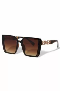 Fashion Nova Win Me Over Sunglasses - Tortoise -Fashion Nova Sales 01 11 23Studio7 DS 16 09 03 13 MP20095AP Tortoise P 5872 SG