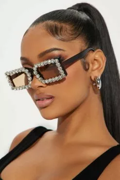 Fashion Nova Outrageous Attention Sunglasses - Brown