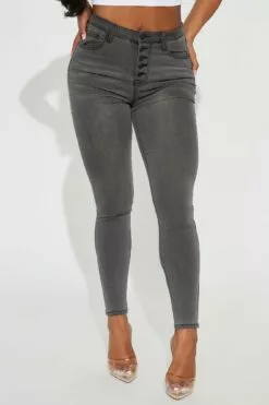 Fashion Nova Sales -Fashion Nova Sales 01 31 23Studio6 KF IM 13 18 33 21 HP1154NB5 BlackWash P 0317 JB