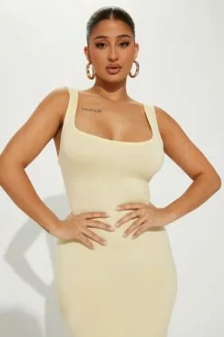 Fashion Nova Sloane Maxi Dress - Yellow -Fashion Nova Sales 02 17 23Studio8 TA AC 09 16 09 51 HMD12406S Yellow 12372 MP