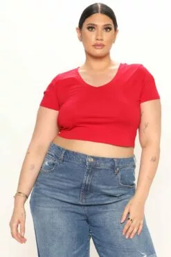 Fashion Nova Carly V Neck Crop Tee - Red -Fashion Nova Sales 02 23 22Studio1 DM MJ 14 47 32 52 RT63221 Red 5460 PLUS WG