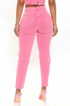 Fashion Nova Candy Coated High Rise Mom Jeans - Pink -Fashion Nova Sales 02 28 22Studio4 RM JH 13 57 45 25 FN23634F17 Pink 17641 KS