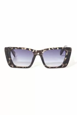 Fashion Nova What A Goddess Sunglasses - Tortoise -Fashion Nova Sales 03 15 23Studio10 CXB 14 35 43 108 M407 Tortoise 4041 ES