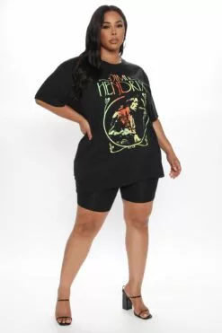 Fashion Nova Jimi Hendrix Gradient Top - Black -Fashion Nova Sales 07 07 20Studio3 RM CP 14 28 07 47 JMH2420XXW Black 0072 PLUS RA