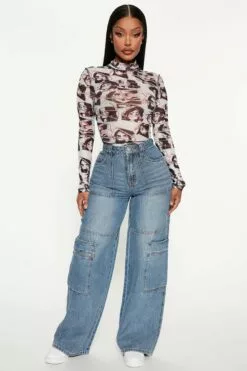 Fashion Nova Nila 90's Cargo Jeans - Light Wash
