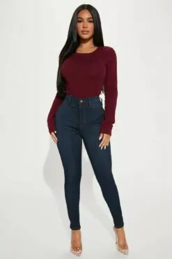 Fashion Nova Sabrina Long Sleeve Tee - Burgundy -Fashion Nova Sales 08 29 22Studio1 MS RENE 10 26 07 5 62800 Burgundy 8943 KS