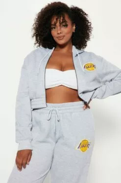 Fashion Nova Lakers Cropped Zip Hoodie - Heather Grey 14 Fashion Nova Lakers Cropped Zip Hoodie - Heather Grey -Fashion Nova Sales 08 31 22Studio4 KS KP 14 39 14 47 FFLE036FLLFS HeatherGrey 8945 PLUS ES
