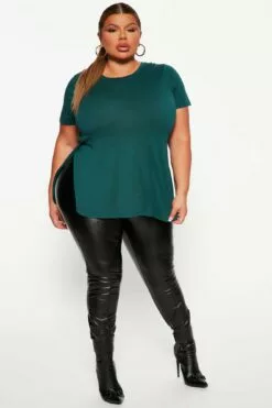 Fashion Nova Laid Back Tee - Hunter -Fashion Nova Sales 09 07 22Studio5 RD DJ 15 15 33 36 69411XL Hunter 8004 PLUS ES