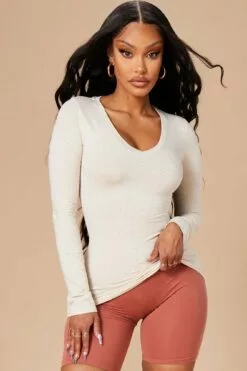 Fashion Nova Your Everyday Long Sleeve Tee - Oatmeal