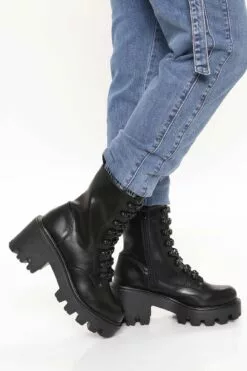 Fashion Nova Bold As Ever Combat Booties - Black -Fashion Nova Sales 10 14 20Studio1 EF SA 12 41 25 16 SMUGGY Black 3731 NT