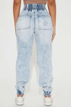 Fashion Nova Most Wanted Stone Wash Jogger Jeans - Stone Blue Wash -Fashion Nova Sales 10 17 22Studio1 KS IM 11 52 26 36 FN2386 StoneBlueWash R 2091 SG