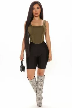 Fashion Nova Won't Take The Blame Crop Top - Olive 20 Fashion Nova Won't Take The Blame Crop Top - Olive -Fashion Nova Sales 10 21 20Studio2 BB SD 11 42 25 18 34523 Olive 1401 EH