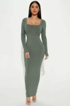 Fashion Nova Selena Snatched Maxi Dress - Olive 2