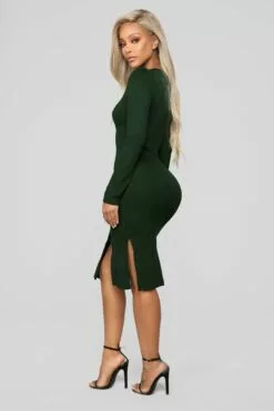 Fashion Nova Show Some Sass Sweater Dress - Hunter Green -Fashion Nova Sales 11 20 18 Studio 2 11 16 35 RD33874L Hunter CC 14832 CC AG
