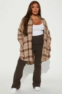 Fashion Nova Adriana Flare Pant - Chocolate -Fashion Nova Sales 11 21 22Studio4 RT AC 10 13 16 16 73625 Chocolate 2365 PLUS SG